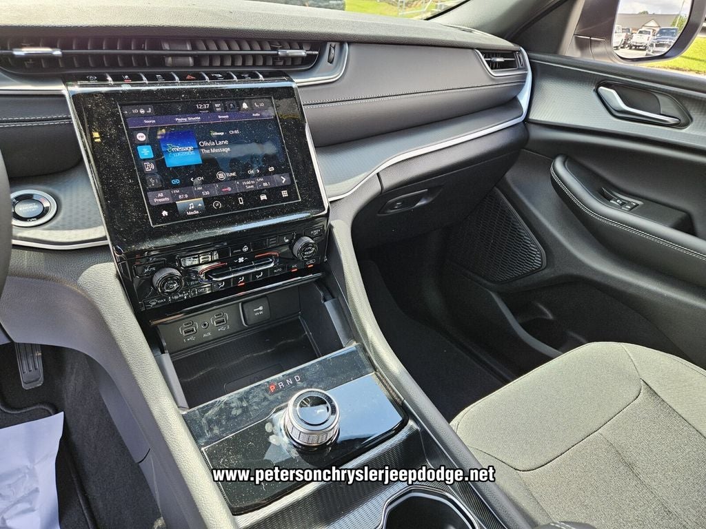 2026 Jeep Grand Cherokee GRAND CHEROKEE LAREDO X 4X2