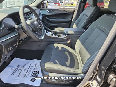 2026 Jeep Grand Cherokee GRAND CHEROKEE LAREDO 4X2