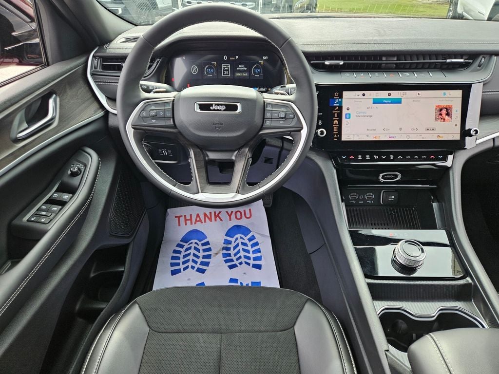 2026 Jeep Grand Cherokee Altitude 4x2