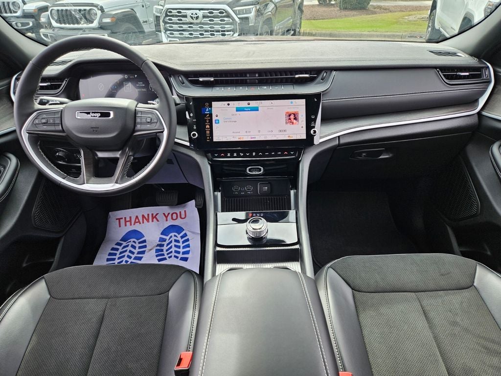 2026 Jeep Grand Cherokee Altitude 4x2