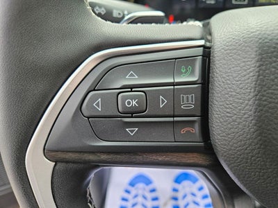 2026 Jeep Grand Cherokee Altitude 4x2