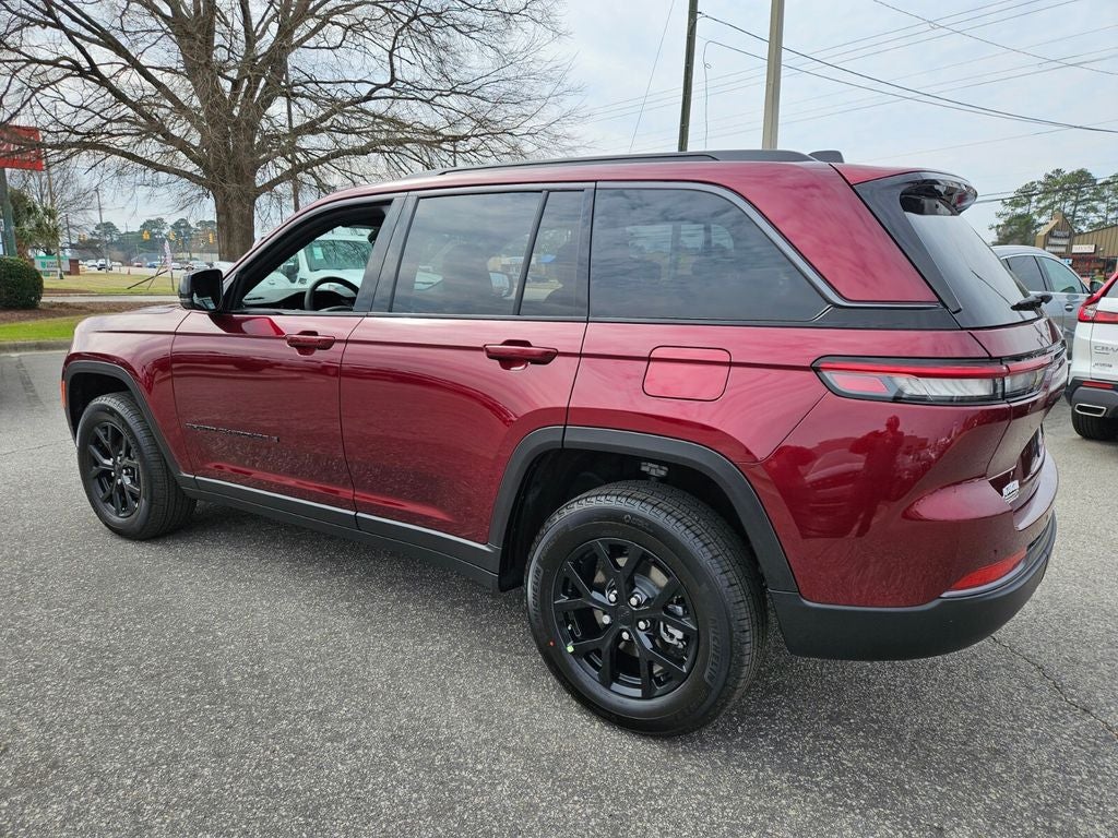 2026 Jeep Grand Cherokee Altitude 4x2