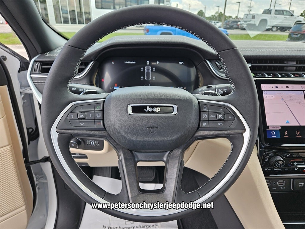 2025 Jeep Grand Cherokee GRAND CHEROKEE LIMITED 4X2