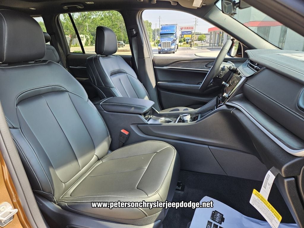 2026 Jeep Grand Cherokee GRAND CHEROKEE LIMITED 4X2