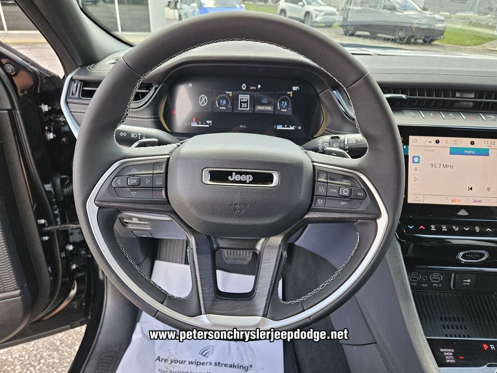 2026 Jeep Grand Cherokee GRAND CHEROKEE LAREDO ALTITUDE 4X4