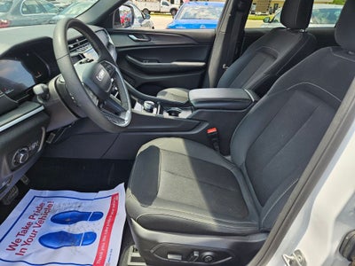 2025 Jeep Grand Cherokee L Laredo 4x2