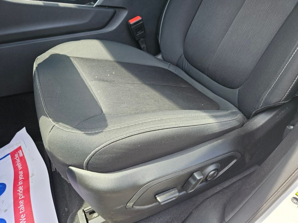 2025 Jeep Grand Cherokee L Laredo 4x2