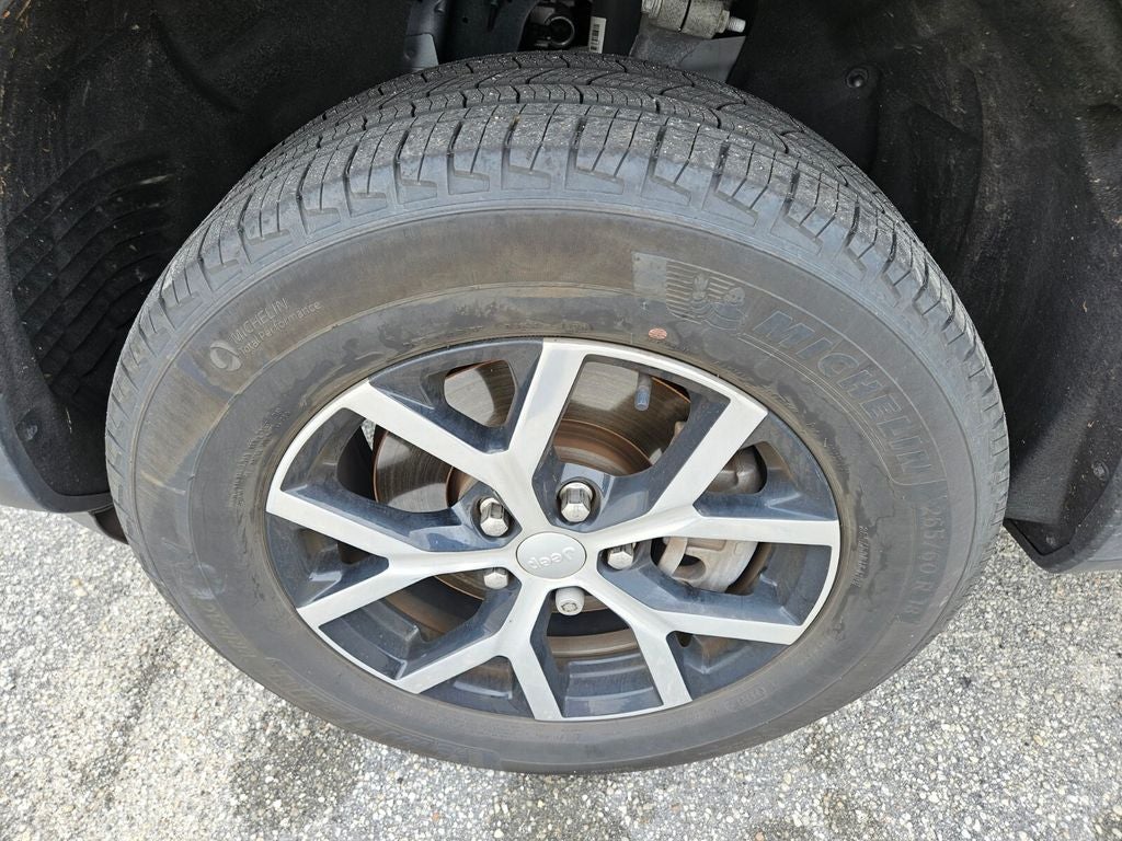2023 Jeep Grand Cherokee L Limited 4x2