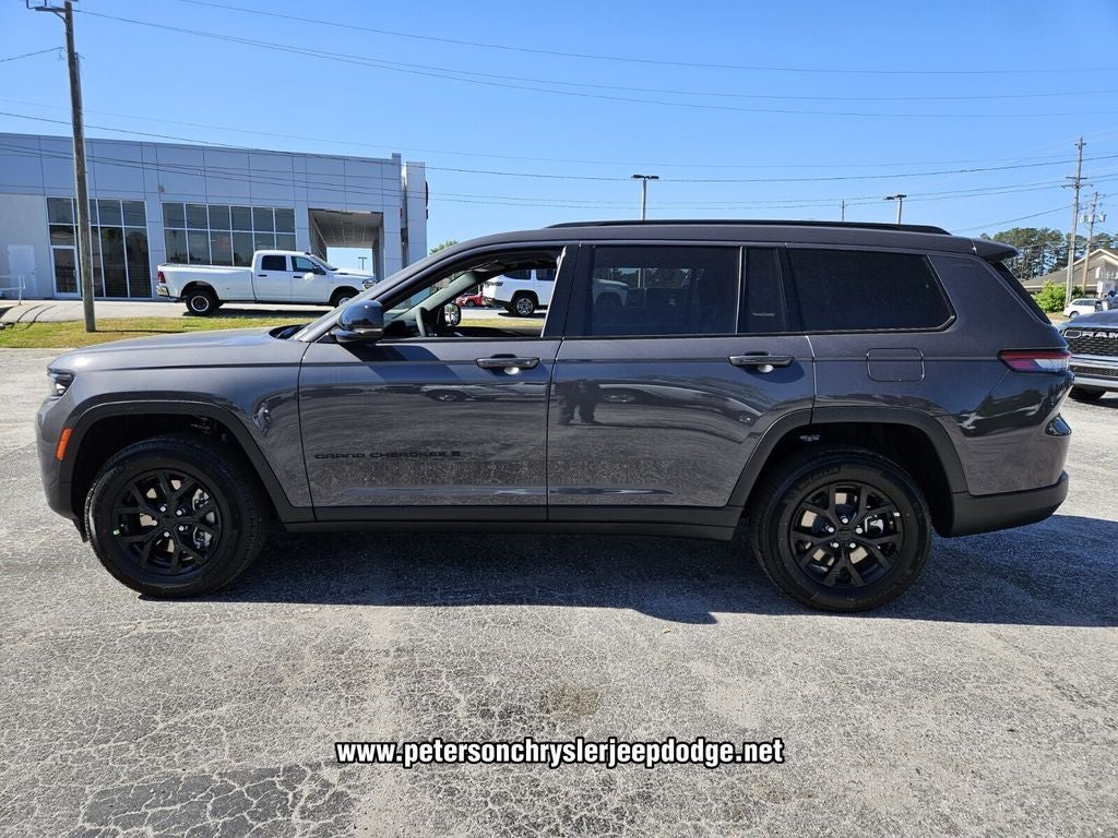 2026 Jeep Grand Cherokee GRAND CHEROKEE L LAREDO ALTITUDE 4X4