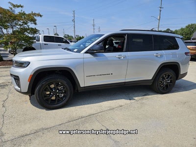 2026 Jeep Grand Cherokee GRAND CHEROKEE L LAREDO ALTITUDE 4X4