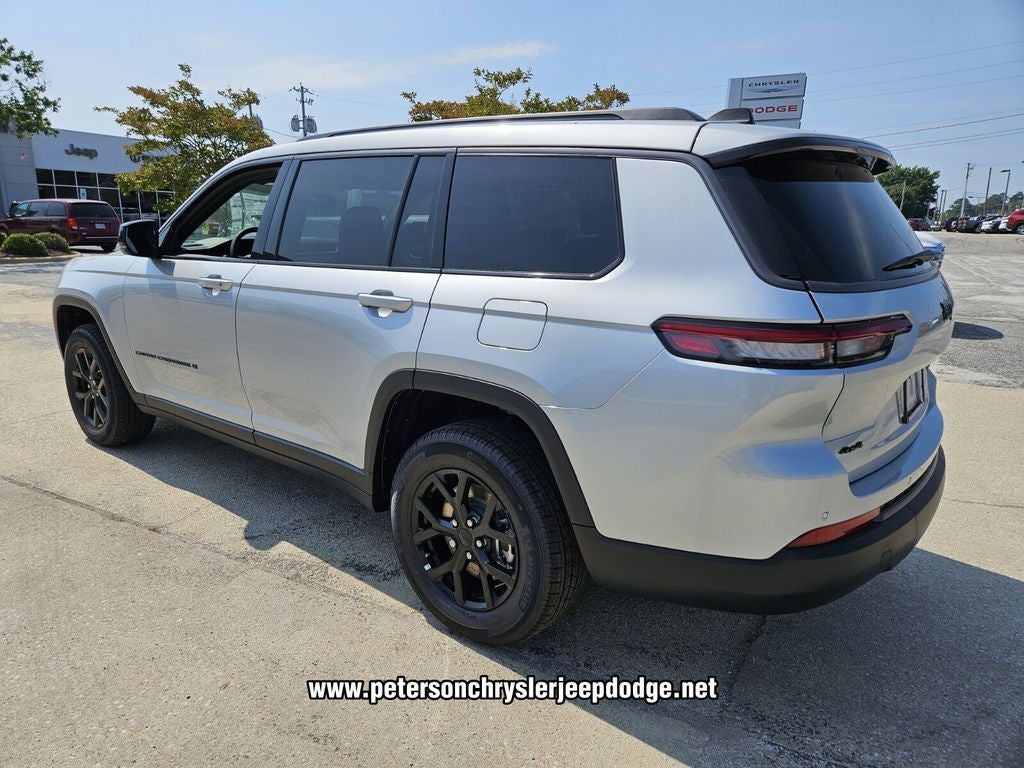2026 Jeep Grand Cherokee GRAND CHEROKEE L LAREDO ALTITUDE 4X4
