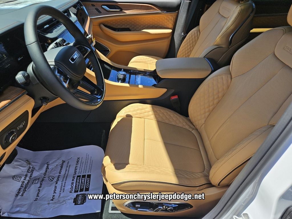 2026 Jeep Grand Cherokee GRAND CHEROKEE L SUMMIT 4X4