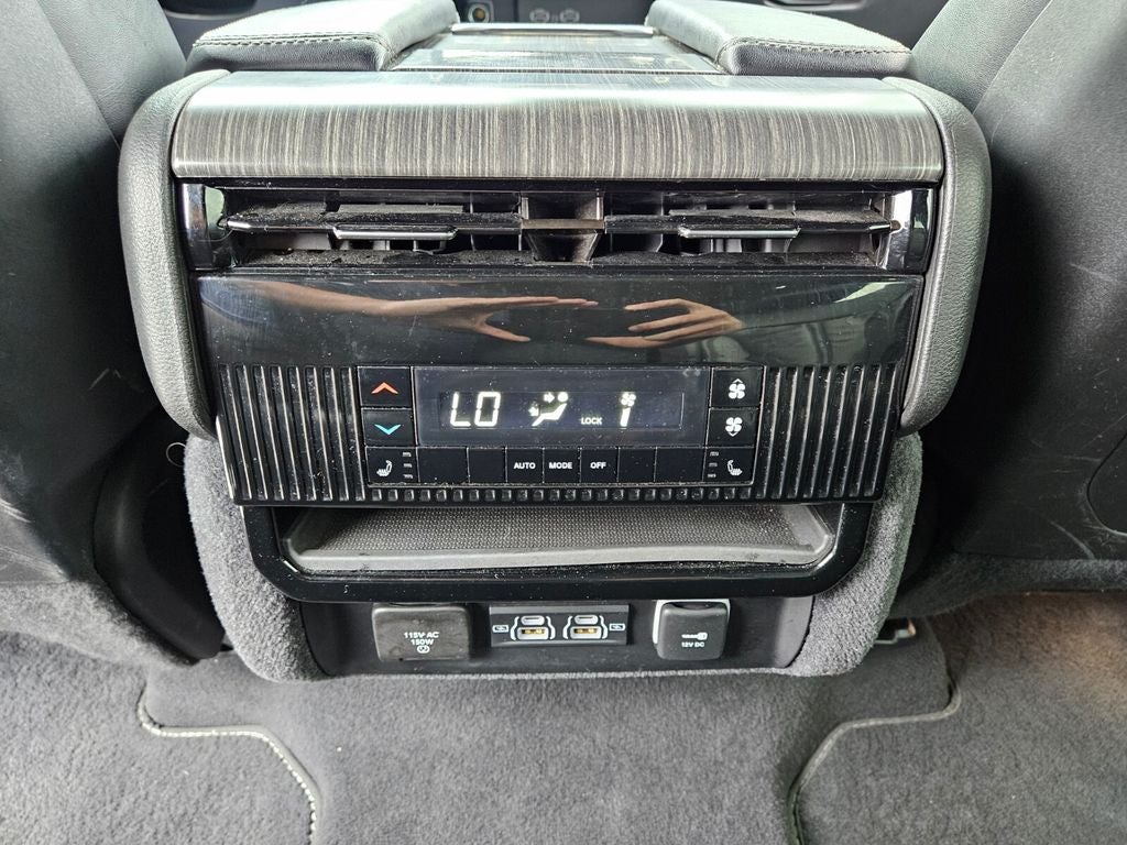 2024 Jeep Wagoneer L Series II 4x4