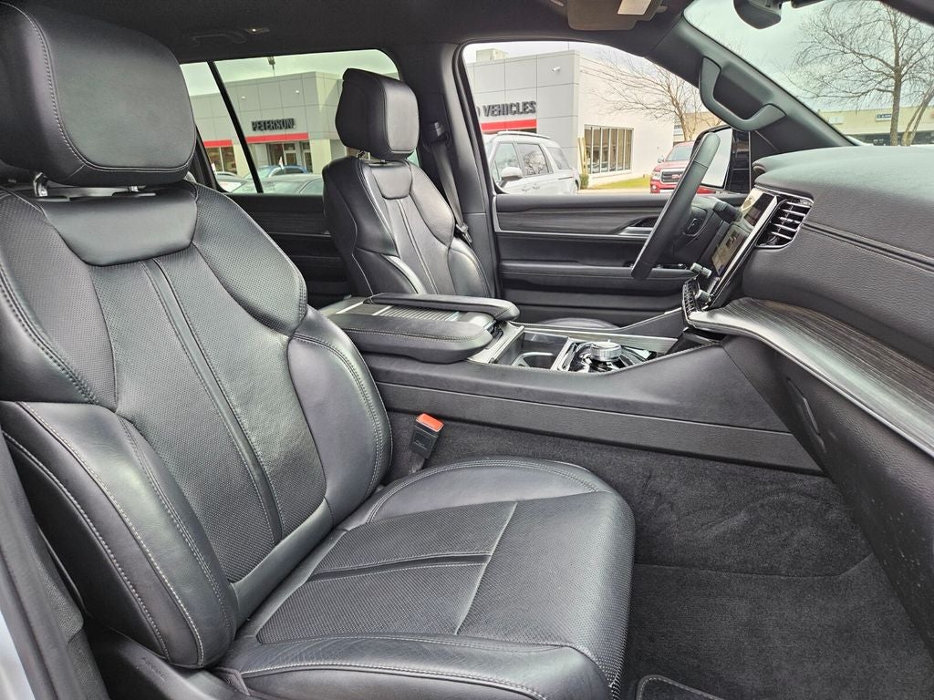 2024 Jeep Wagoneer L Series II 4x4