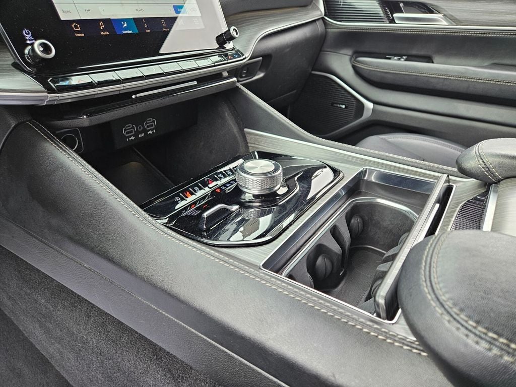 2024 Jeep Wagoneer L Series II 4x4