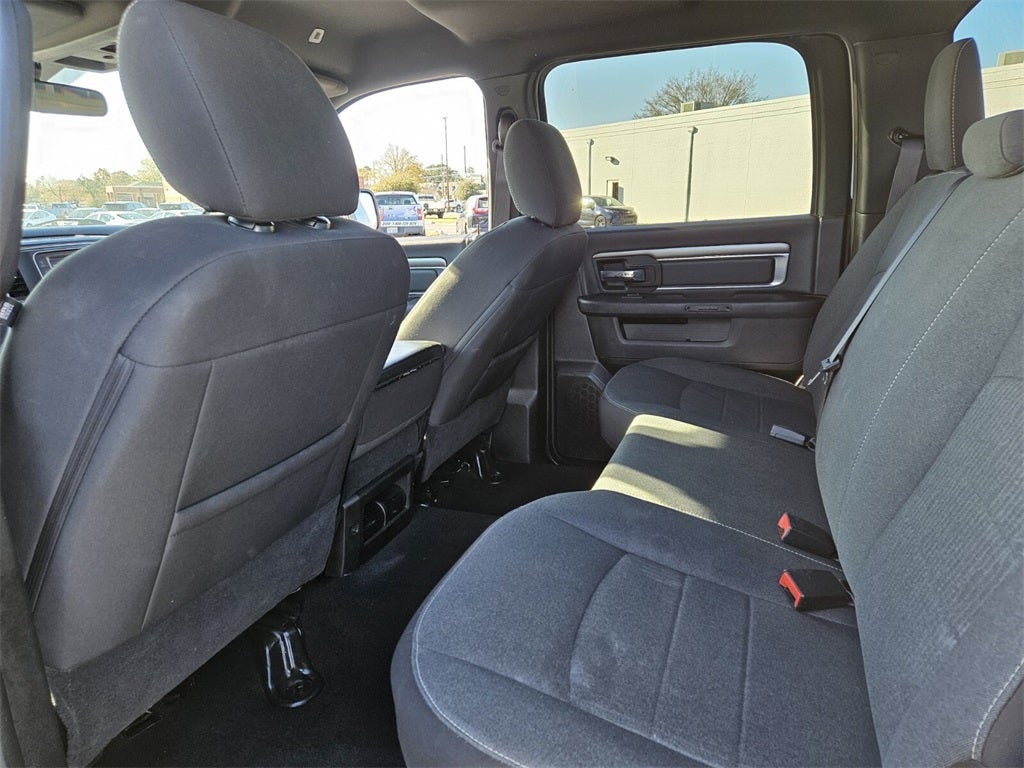 2024 RAM 1500 Classic Warlock Crew Cab 4x4 5'7' Box