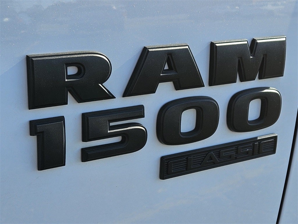 2024 RAM 1500 Classic Warlock Crew Cab 4x4 5'7' Box