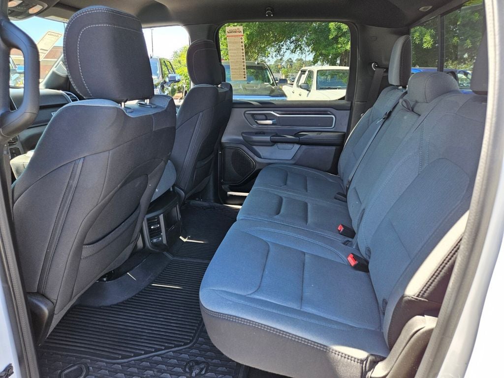 2022 RAM 1500 Big Horn Crew Cab 4x2 5'7' Box