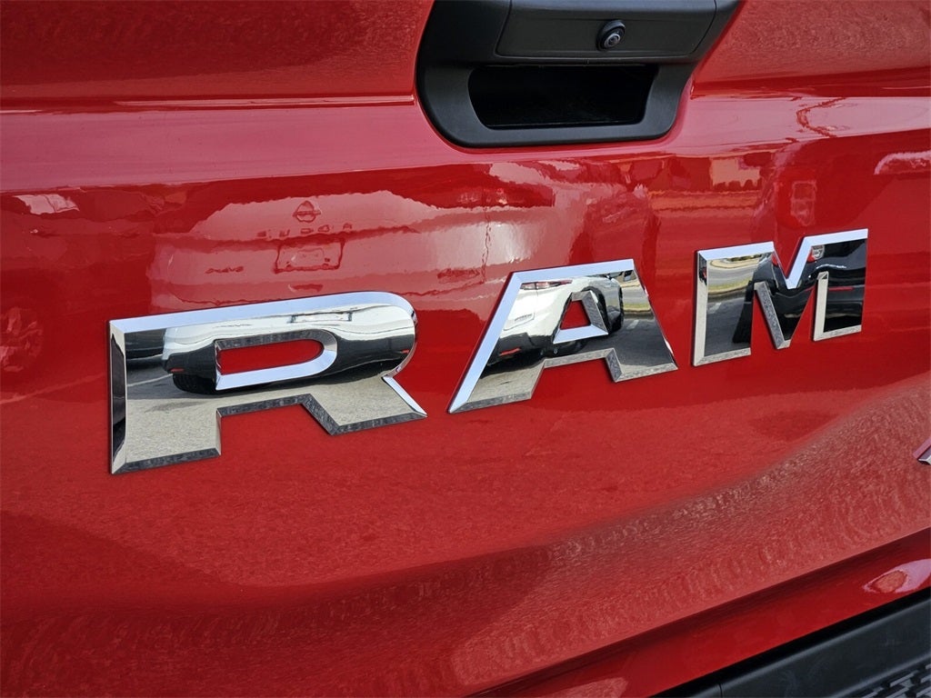 2025 RAM 1500 Big Horn Crew Cab 4x4 5'7' Box