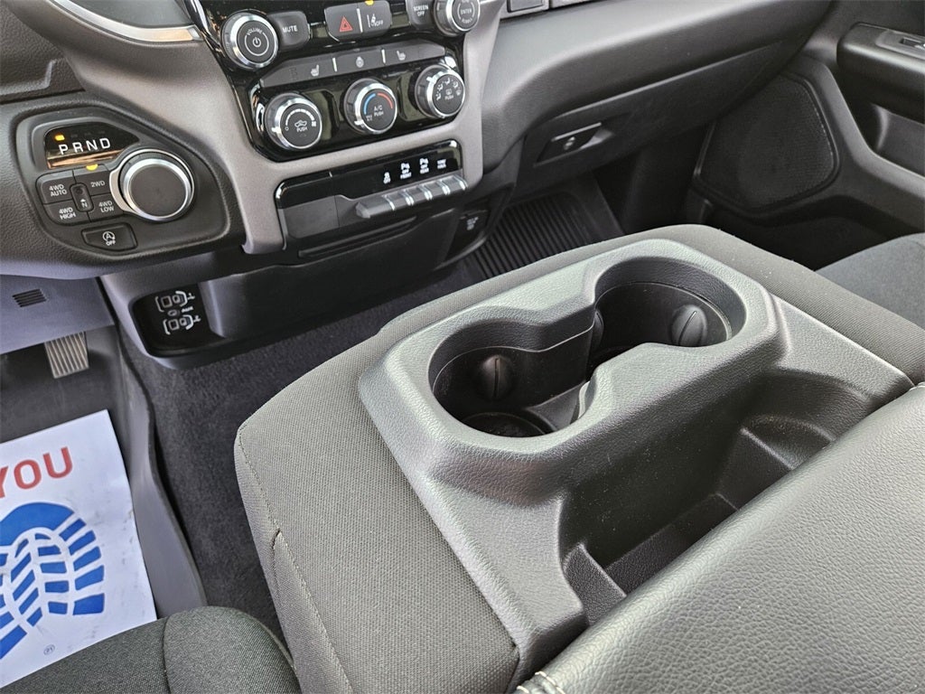 2025 RAM 1500 Big Horn Crew Cab 4x4 5'7' Box