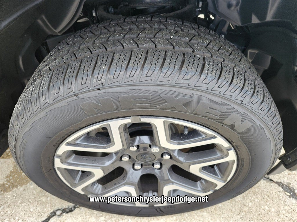 2025 RAM Ram 1500 RAM 1500 LARAMIE CREW CAB 4X4 5'7' BOX