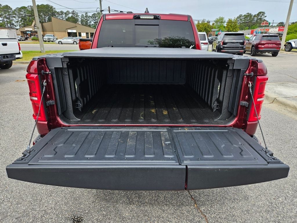 2025 RAM 1500 Tungsten Crew Cab 4x4 5'7' Box