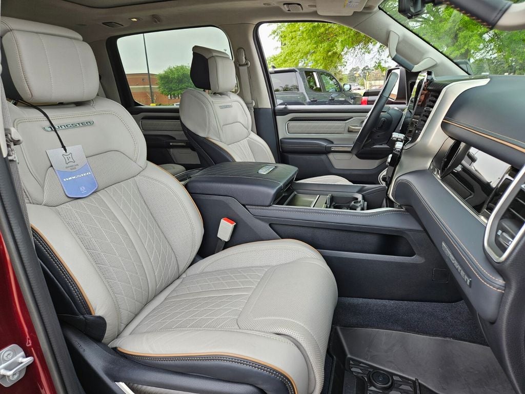 2025 RAM 1500 Tungsten Crew Cab 4x4 5'7' Box