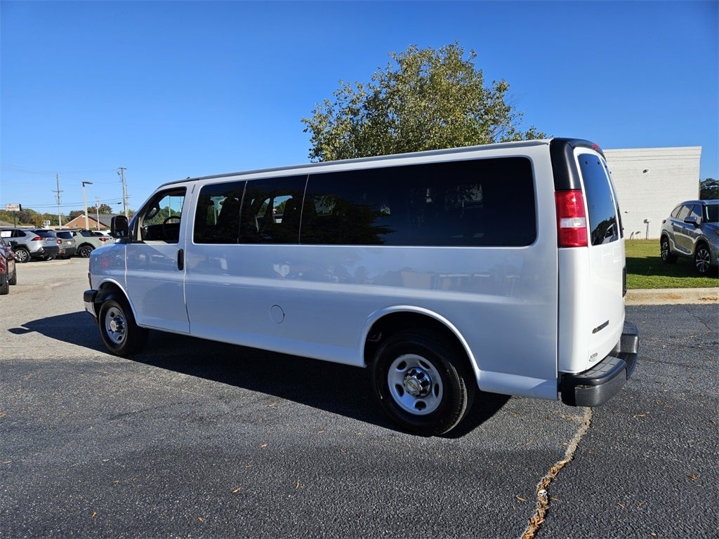 2024 Chevrolet Express Passenger RWD 3500 Extended Wheelbase LT