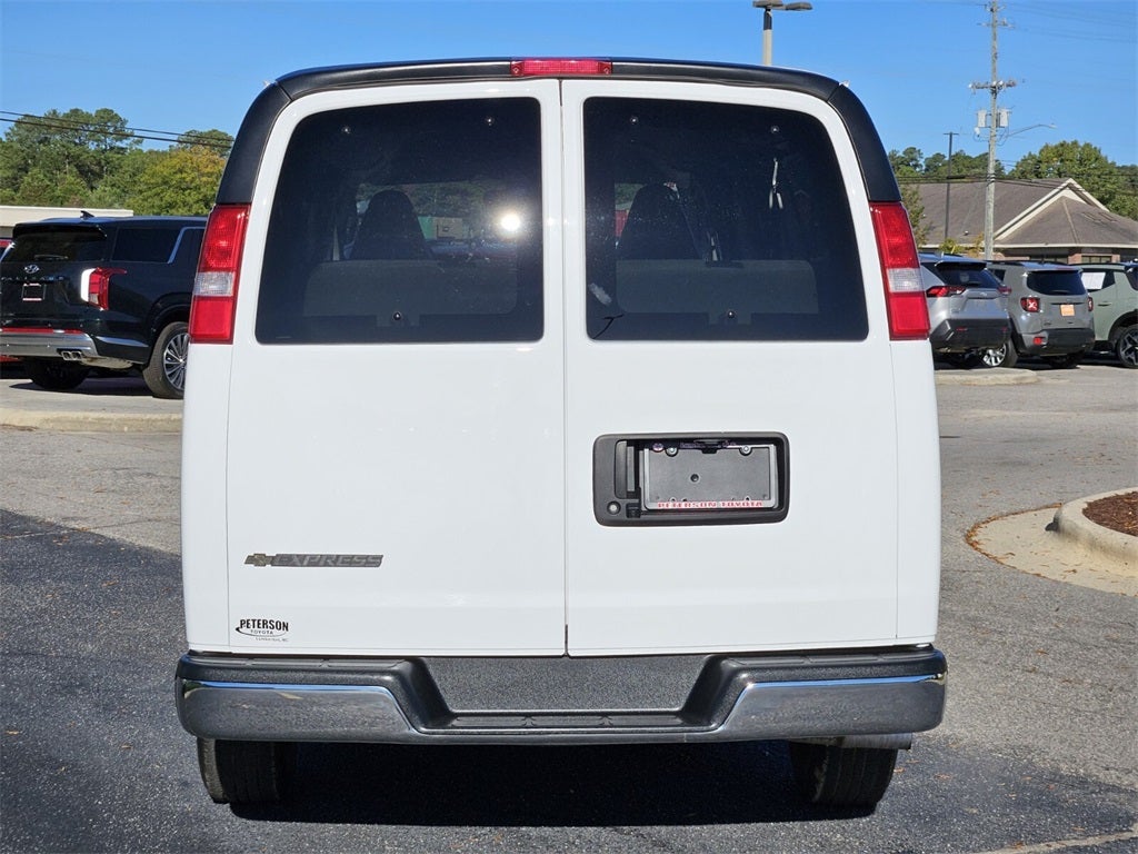 2024 Chevrolet Express Passenger RWD 3500 Extended Wheelbase LT