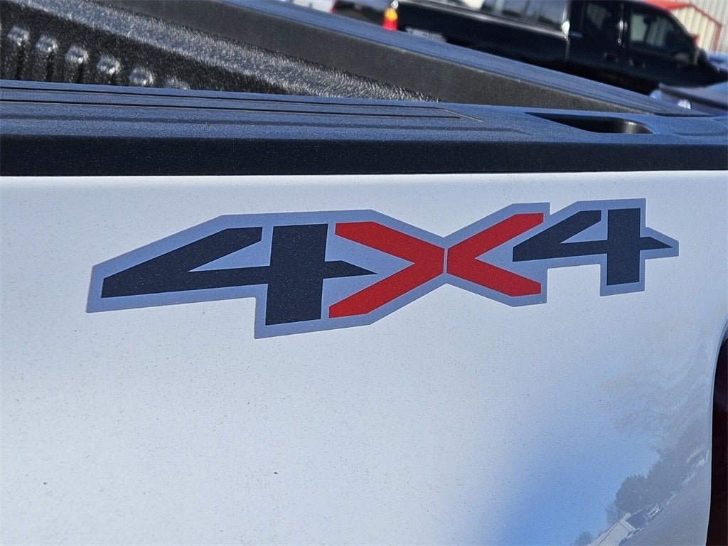 2025 Chevrolet Silverado 3500HD 4WD Crew Cab Long Bed LT