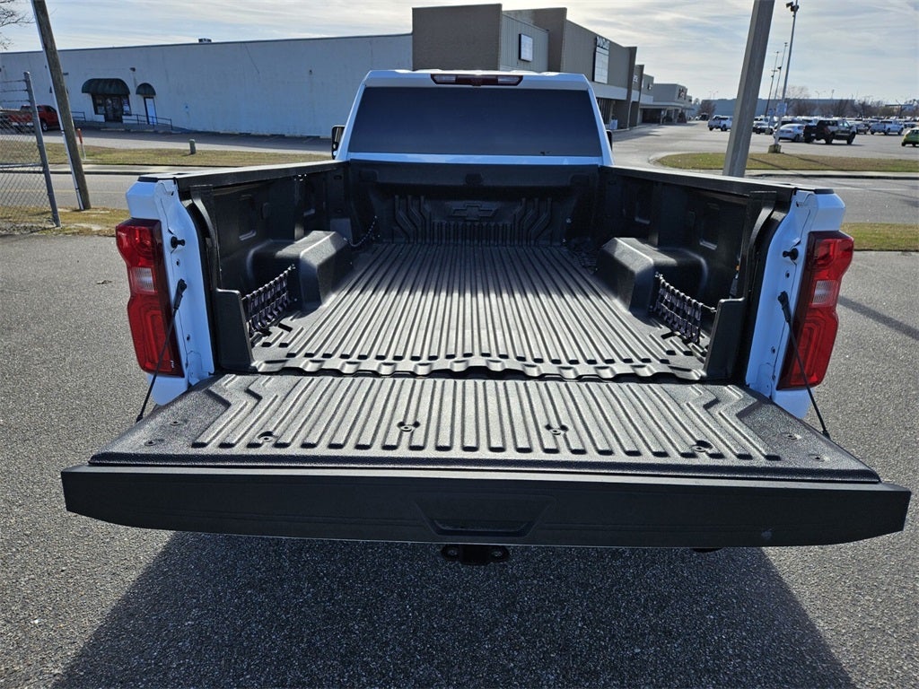 2025 Chevrolet Silverado 3500HD 4WD Crew Cab Long Bed LT