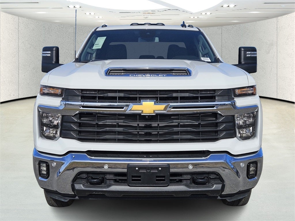 2025 Chevrolet Silverado 3500HD 4WD Crew Cab Long Bed LT