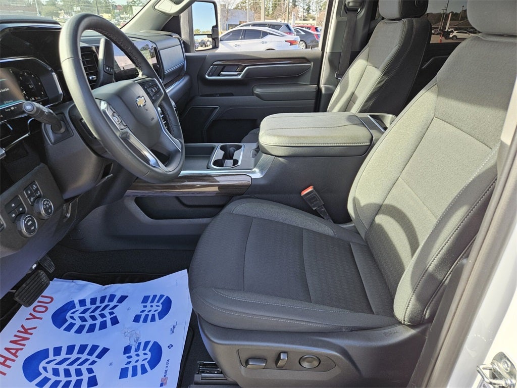 2025 Chevrolet Silverado 3500HD 4WD Crew Cab Long Bed LT