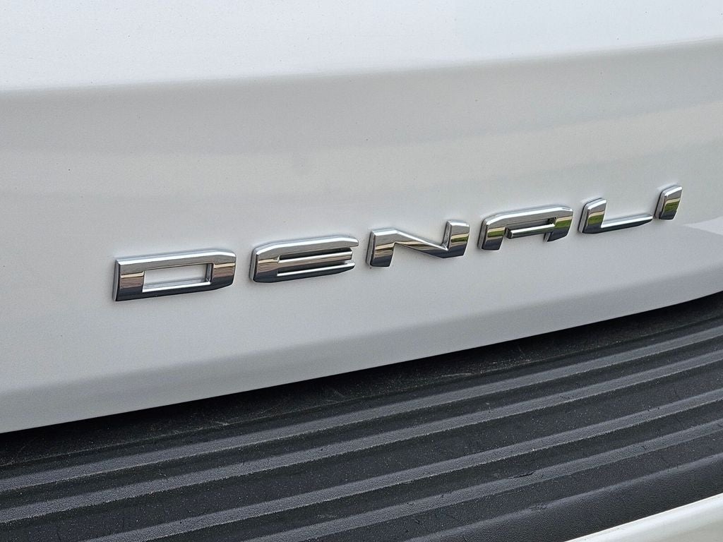 2024 GMC Yukon XL 4WD Denali Ultimate