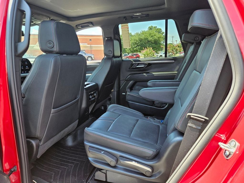 2025 Chevrolet Tahoe 4WD RST