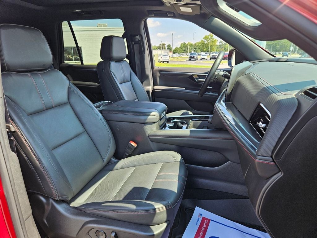 2025 Chevrolet Tahoe 4WD RST