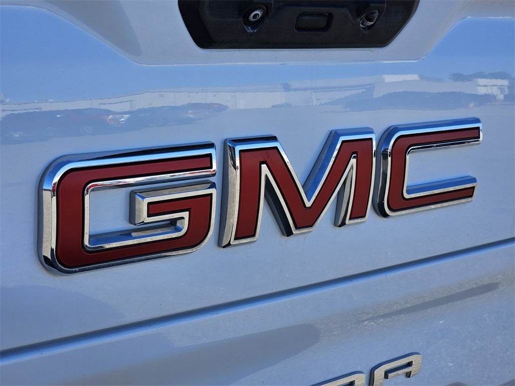 2022 GMC Sierra 1500 4WD Crew Cab Short Box Elevation