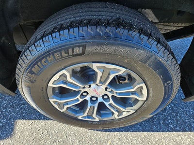 2025 GMC Sierra 1500 4WD Crew Cab Short Box SLT