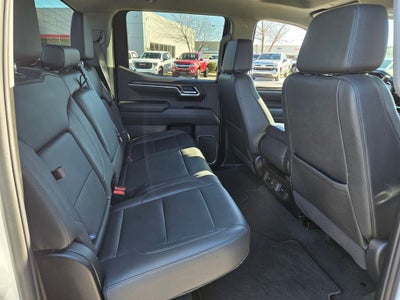 2025 GMC Sierra 1500 4WD Crew Cab Short Box SLT