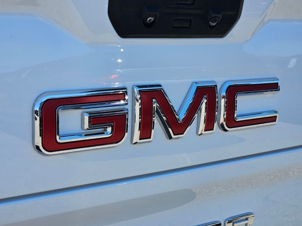 2025 GMC Sierra 1500 4WD Crew Cab Short Box SLT