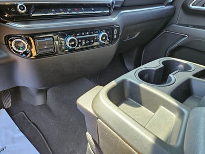 2025 GMC Sierra 1500 4WD Crew Cab Short Box SLT