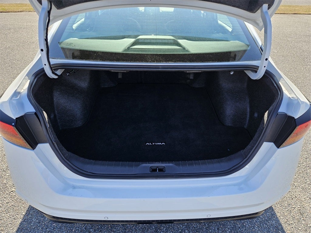 2024 Nissan Altima SR FWD