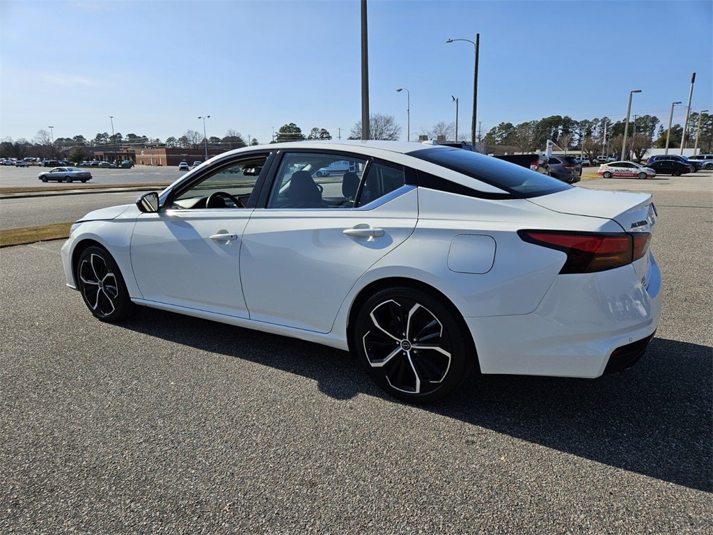 2024 Nissan Altima SR FWD