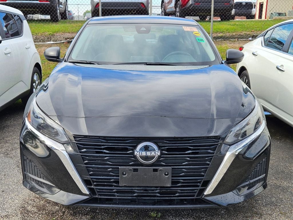 2025 Nissan Altima SV FWD