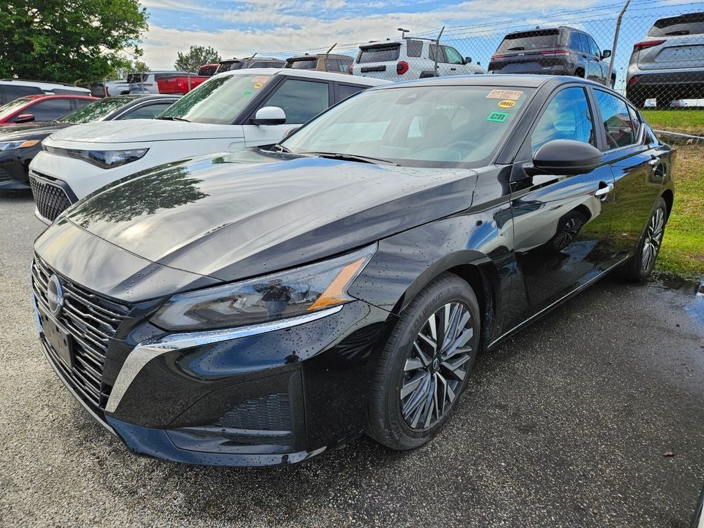 2025 Nissan Altima SV FWD