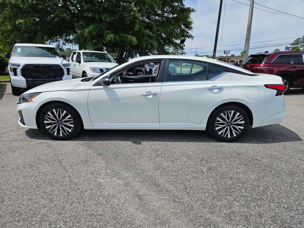 2025 Nissan Altima SV FWD