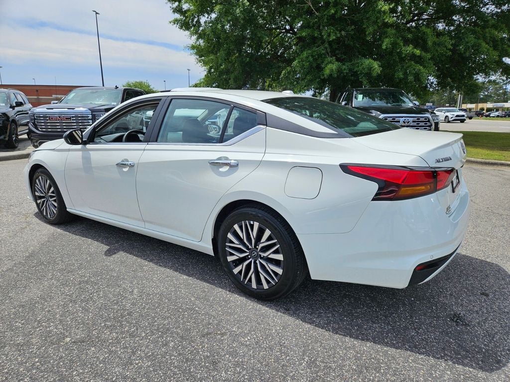 2025 Nissan Altima SV FWD