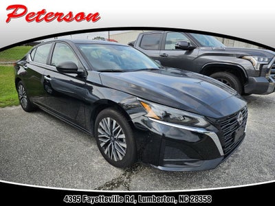 2024 Nissan Altima SV FWD