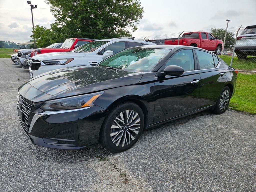2024 Nissan Altima SV FWD