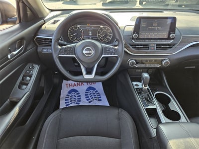 2024 Nissan Altima SV FWD